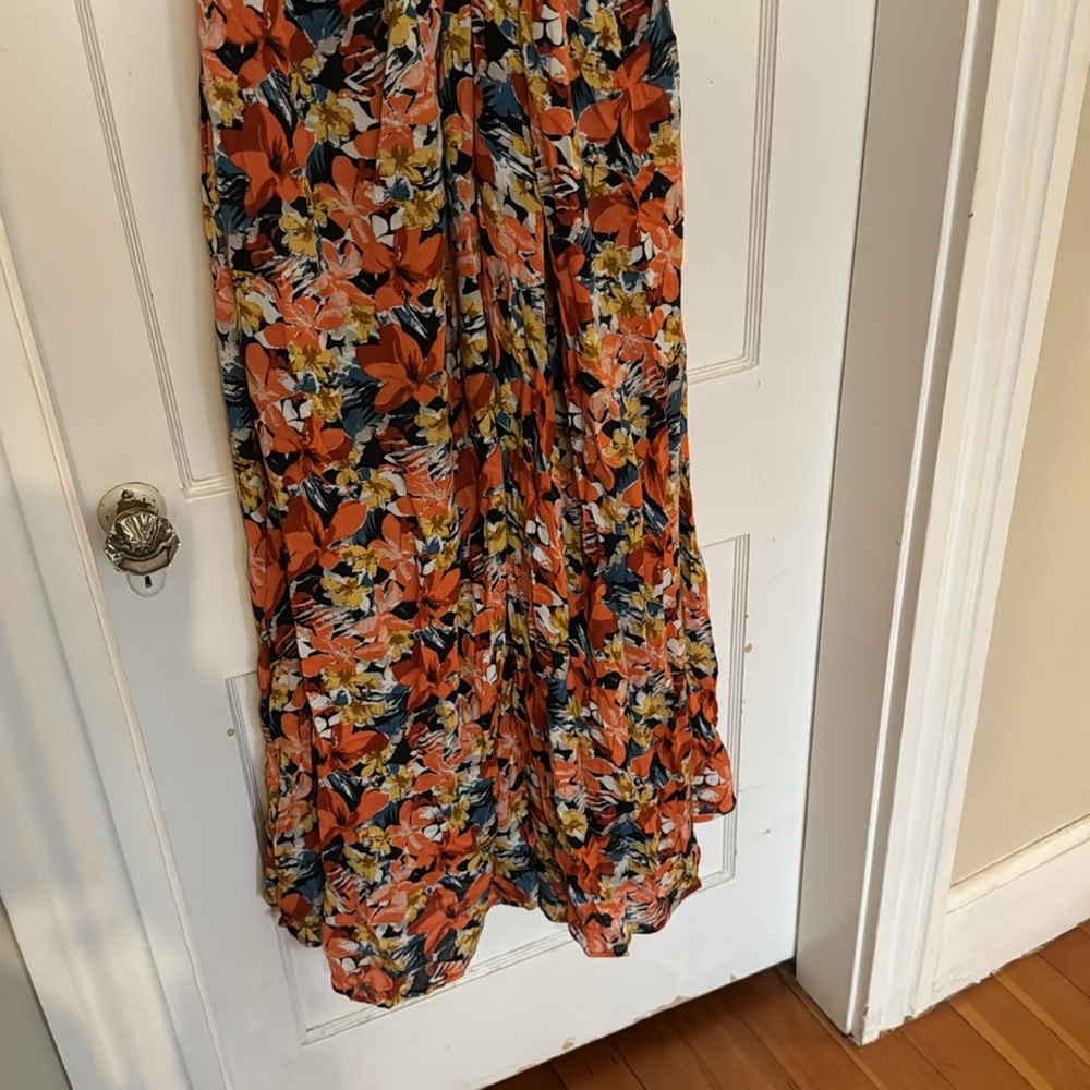 Women’s Free People floral dress, size medium - Picture 3 of 4